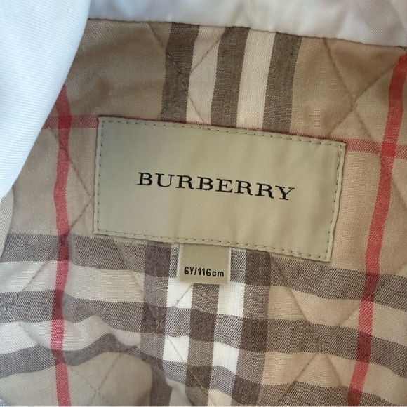 Burberry kid baby Vest jacket lightly fleeced 6T Burberry white - Picture 2 of 3
